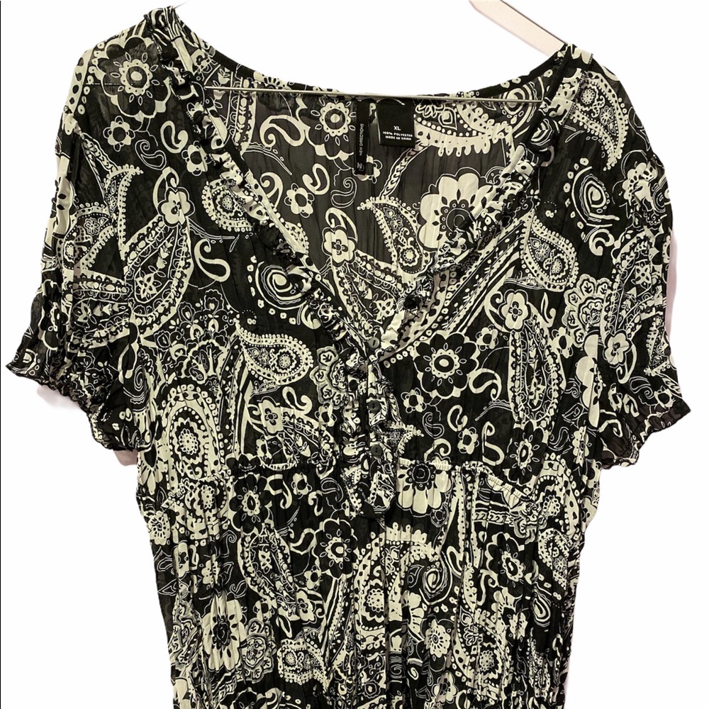 New Directions Black White Floral Paisley XL